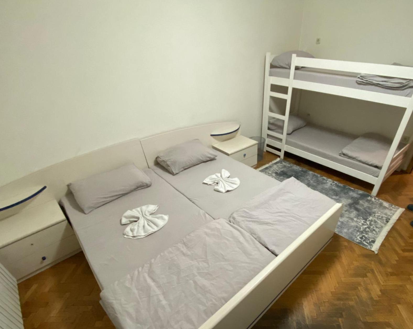 Hostel Center Luxury Saraievo Quarto foto